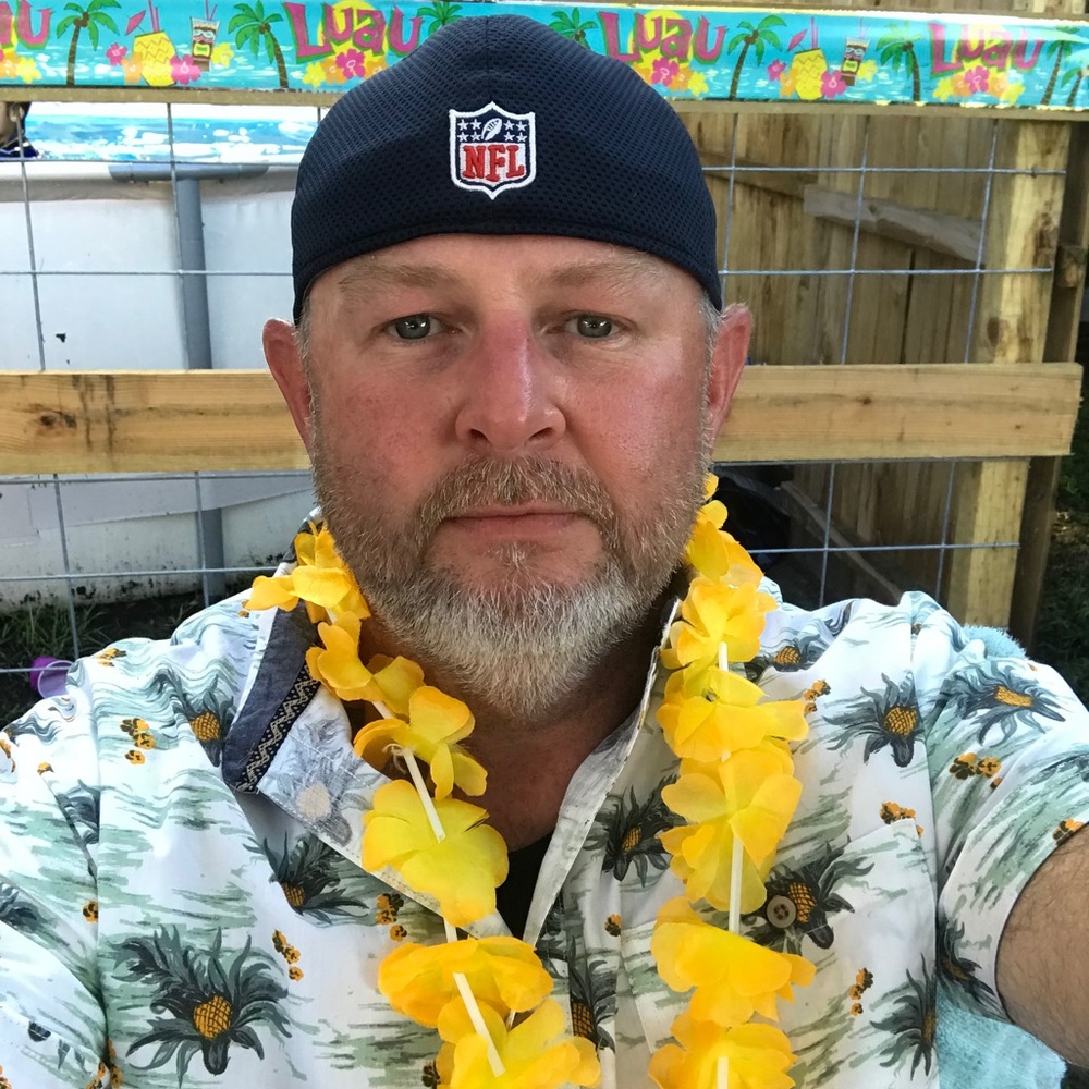 Meet your Posher, Chris